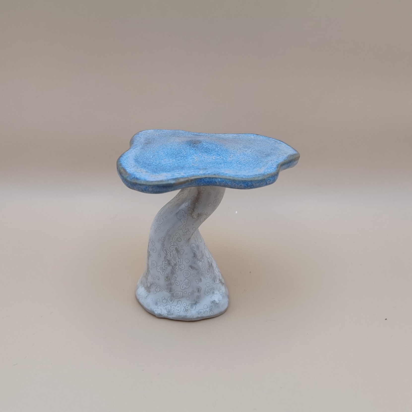 Fèndu, décoration jardin, décoration extérieure, decoration jardin, deco jardin, déco jardin, déco extérieure, déco pour jardin, deco pour jardin, deco extérieure, céramique, grès