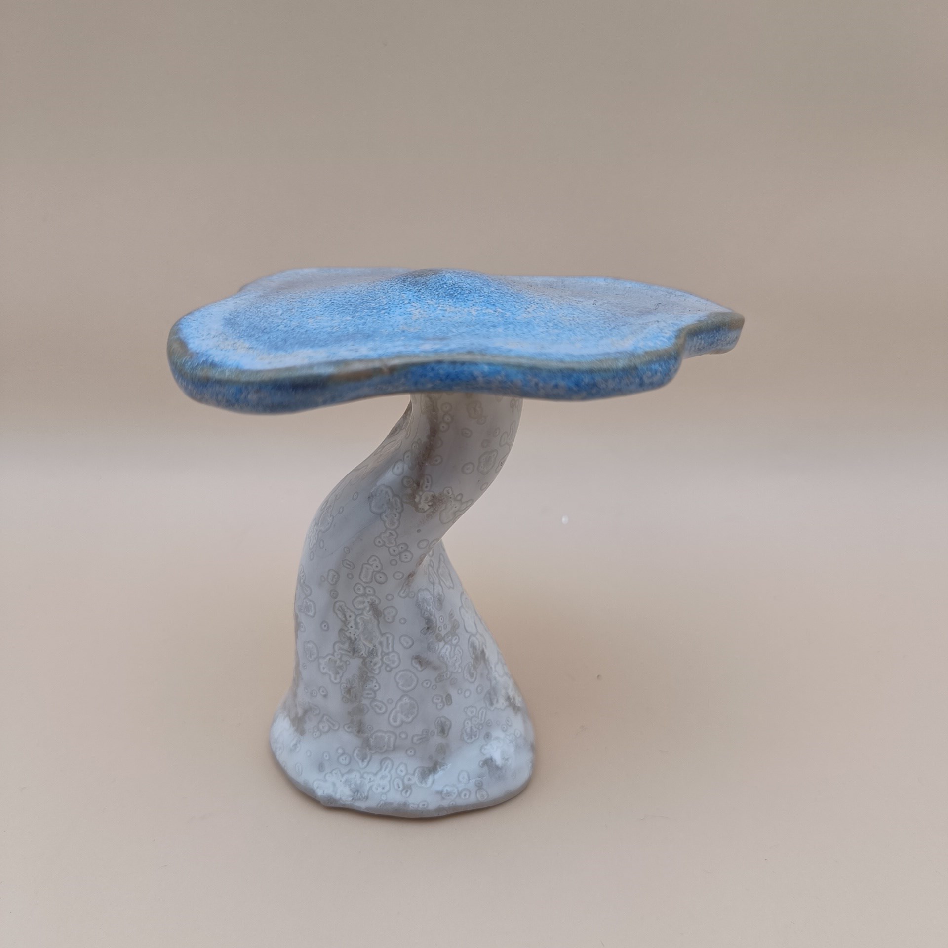 Fèndu, décoration jardin, décoration extérieure, decoration jardin, deco jardin, déco jardin, déco extérieure, déco pour jardin, deco pour jardin, deco extérieure, céramique, grès