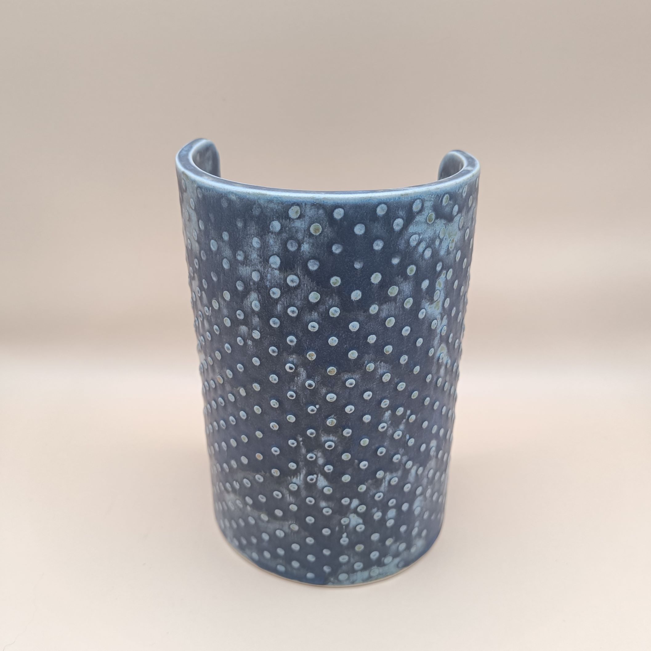 Fèndu, décoration jardin, décoration extérieure, decoration jardin, deco jardin, déco jardin, déco extérieure, déco pour jardin, deco pour jardin, deco extérieure, céramique, grès