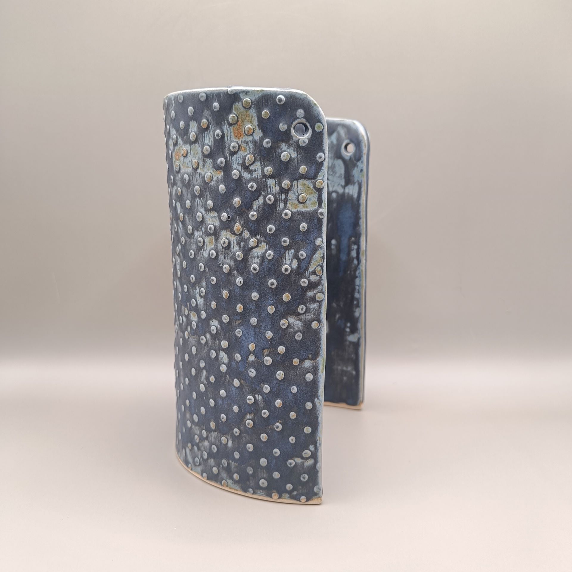 Fèndu, décoration jardin, décoration extérieure, decoration jardin, deco jardin, déco jardin, déco extérieure, déco pour jardin, deco pour jardin, deco extérieure, céramique, grès